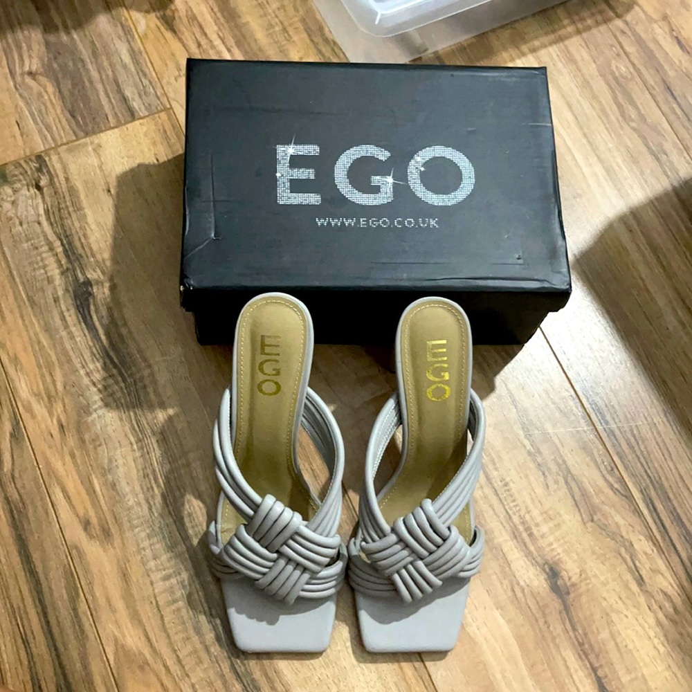 Ego TurntUp sandal
